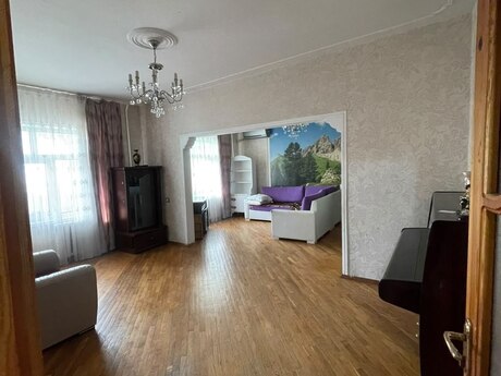 İnşaatçılarda 4 otaqlı köhnə tikili mənzil kirayə verilir, 115 m², 800 AZN/ay, şəkil 4 / 12