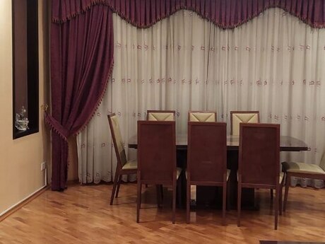 3 otaqlı mənzil, 134 m², Yasamal, 410 000 AZN