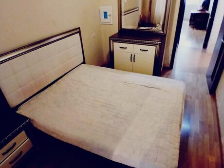 20 Yanvarda 2 otaqlı yeni tikili mənzil kirayə verilir, 50 m², 350 AZN/ay, şəkil 2 / 6