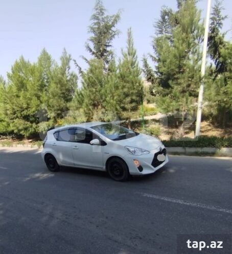2-ci miniatür