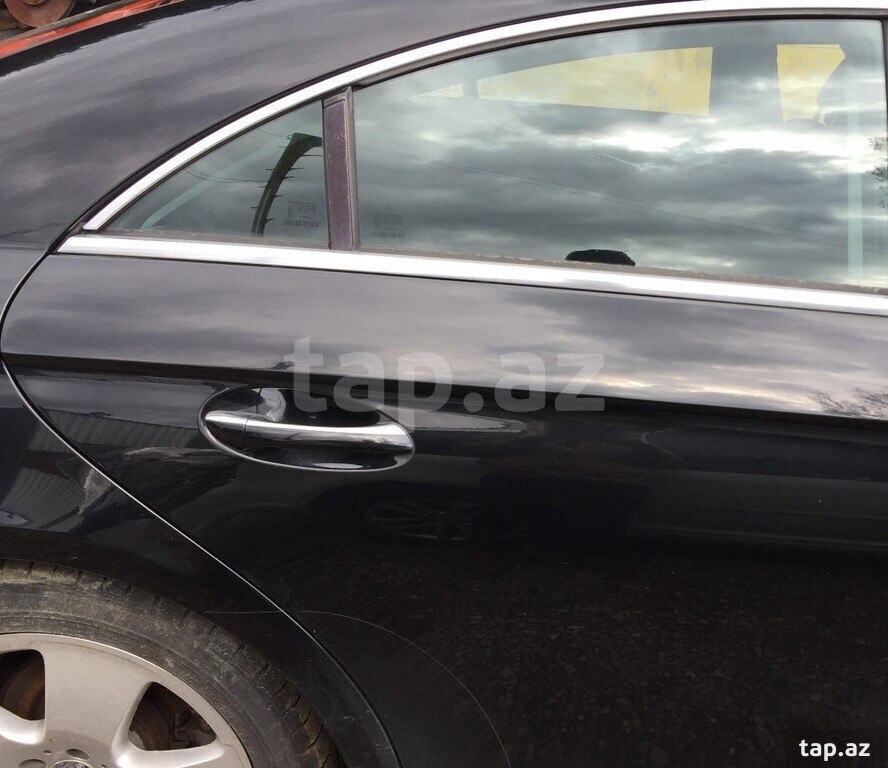 "Mercedes W219 cls" qapı şüşələri (3)