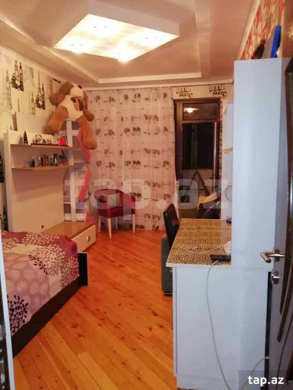 4-комн. квартира на продажу, Монтин, Баку