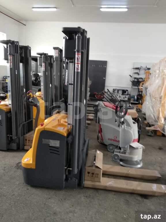 Elektrikli çəngəlli yükləyici (5)