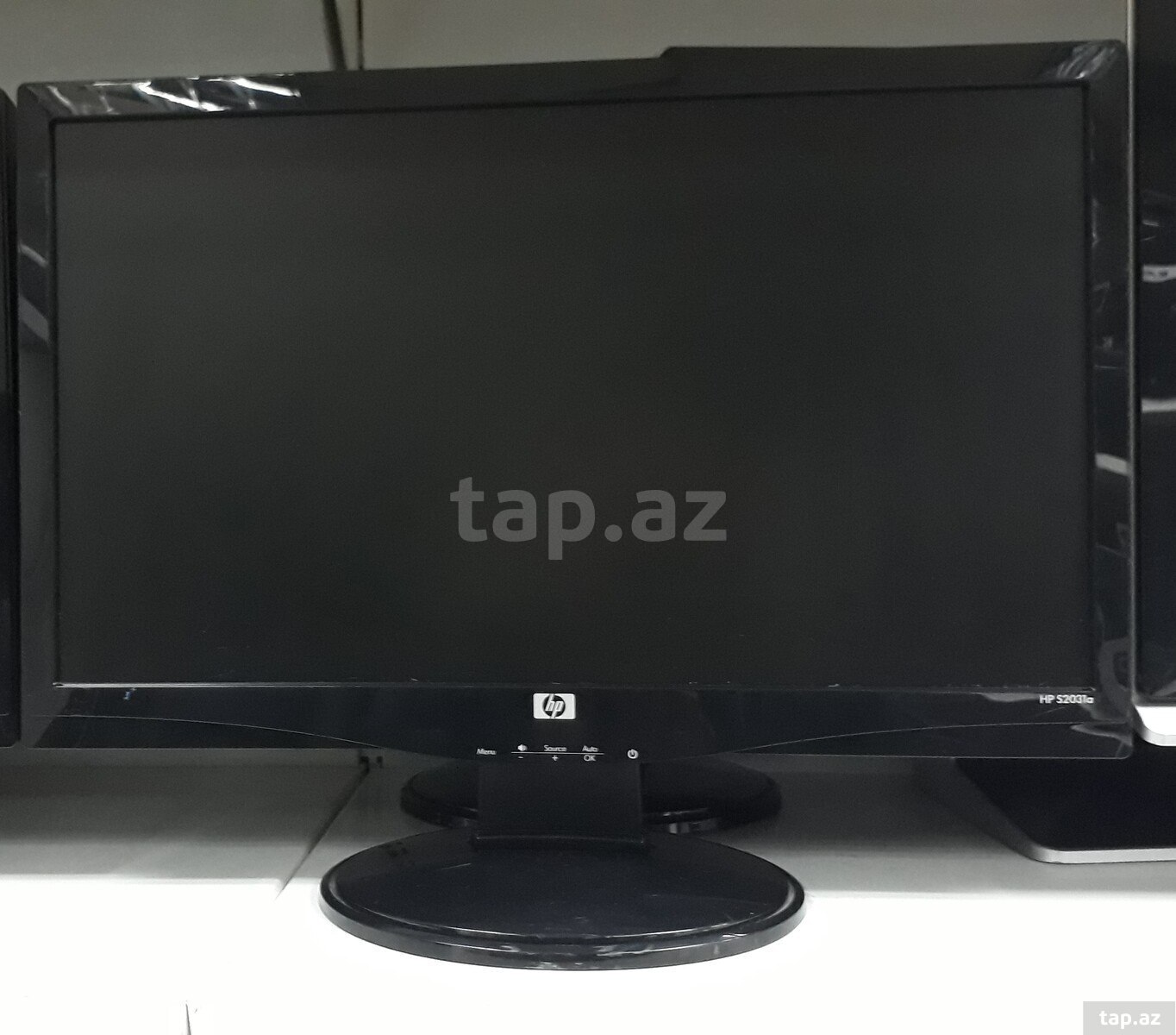 HP LCD Monitor Xüsusiyyətləri: Тип : Monitor Model : HP s2031a Rəngi : Qara...