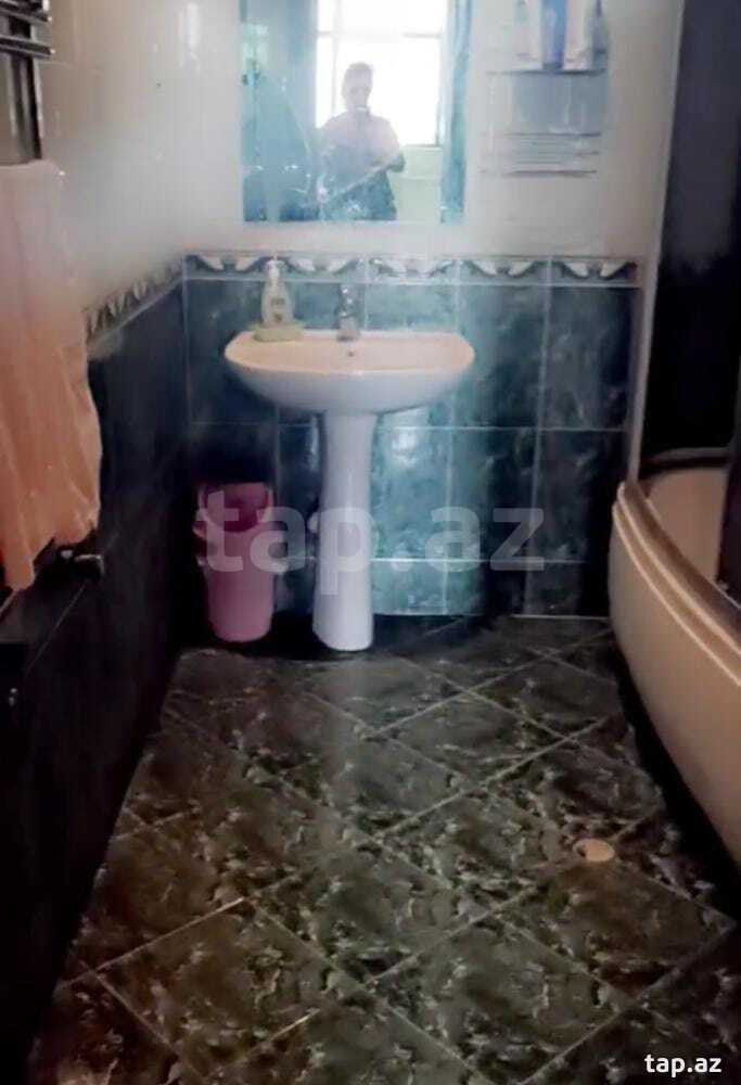 3-otaqlı yeni tikili kirayə verilir, S. Rüstəm küç. 18, 180 m²