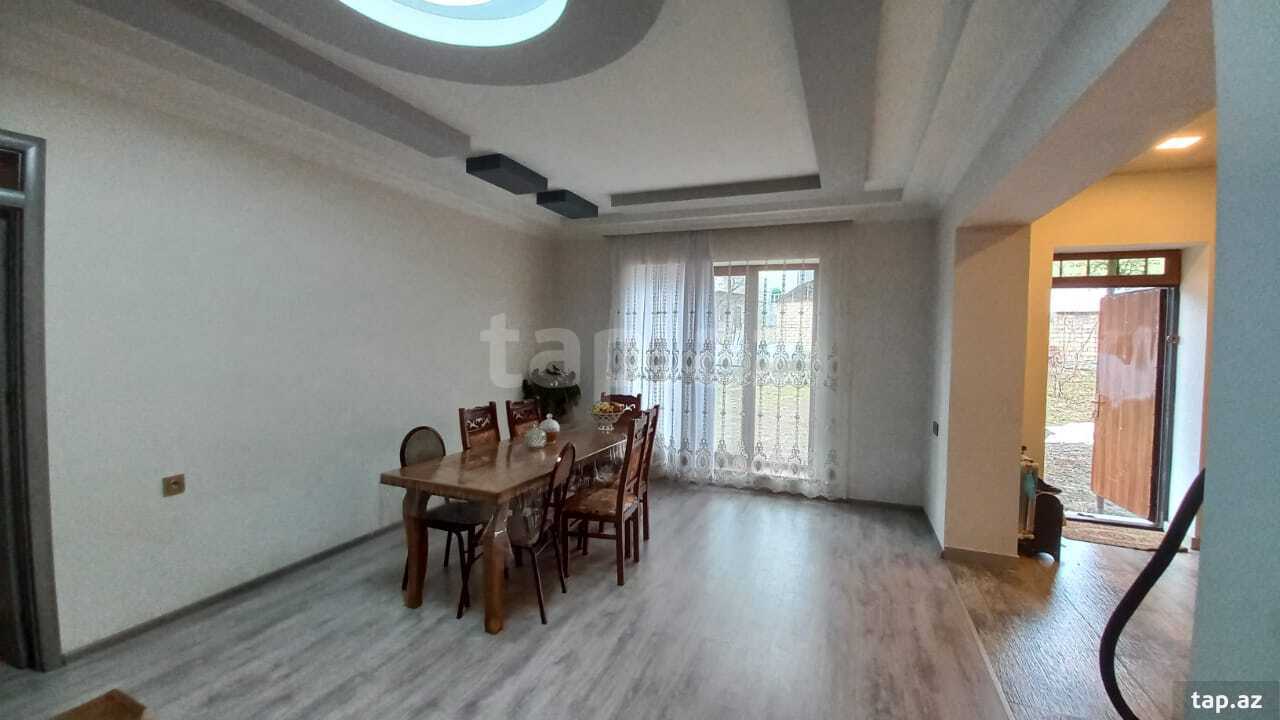 Həyət evi kirayə verilir, Qəbələ ş. (8)