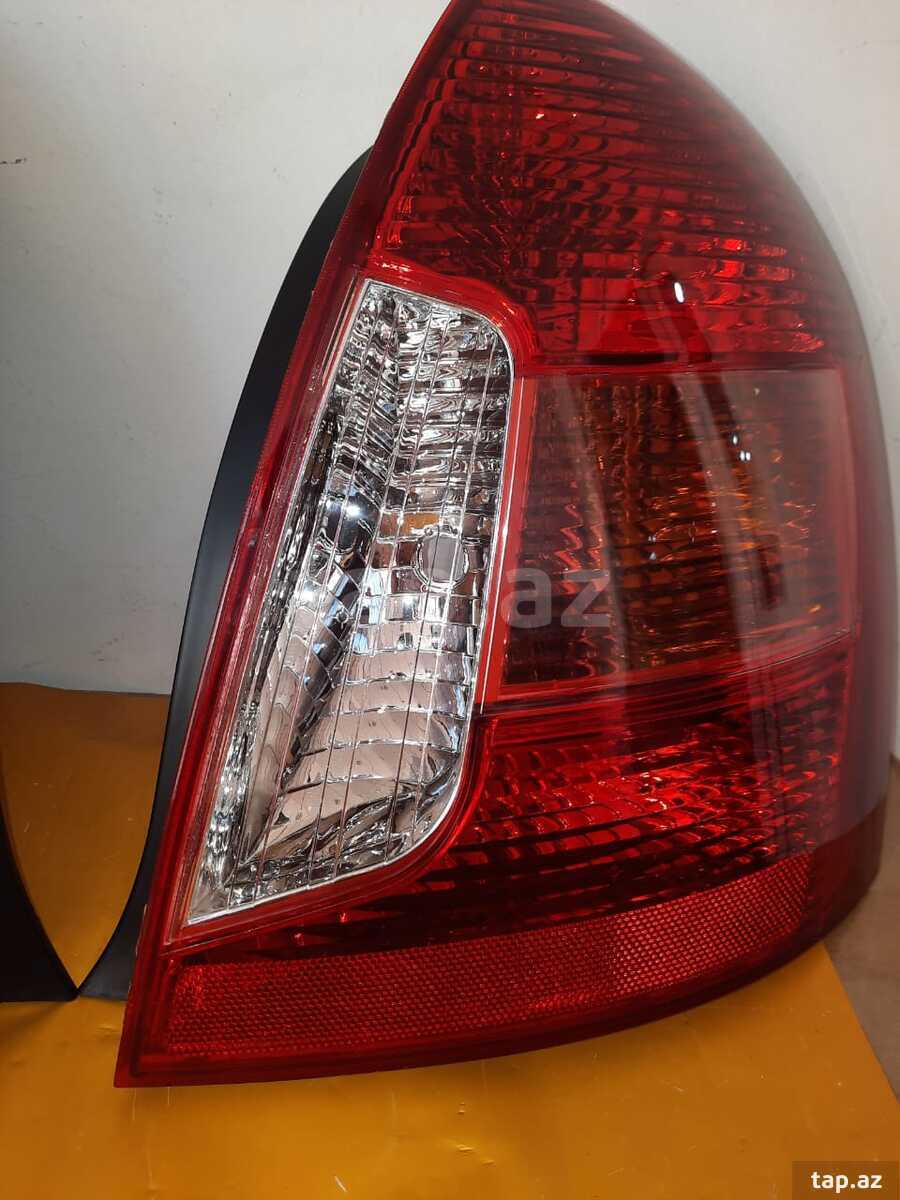 "Hyundai Accent 2007" stop işığı (2)