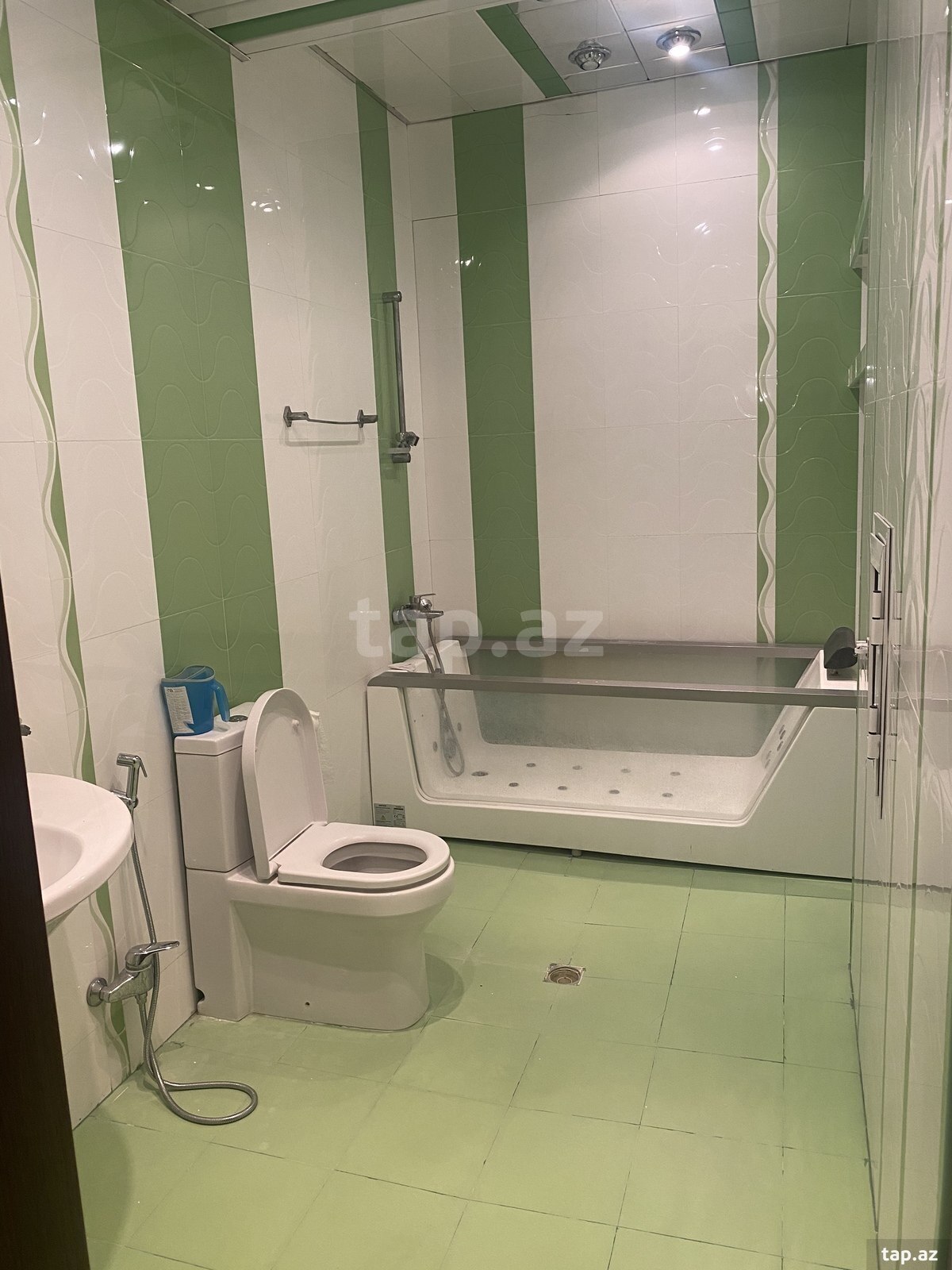 4-otaqlı yeni tikili, Azadlıq pr., 250 m² (23)