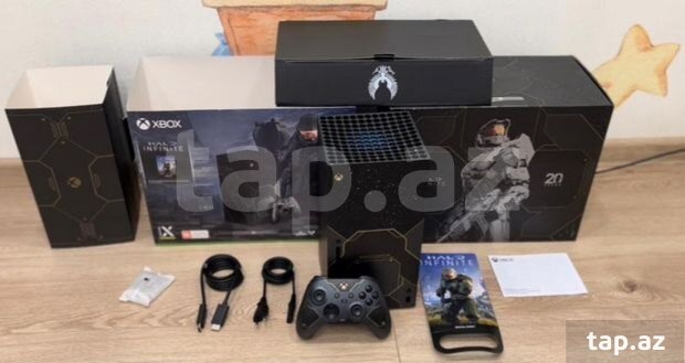 "Xbox Series X2 Elite" oyun konsolu (9)