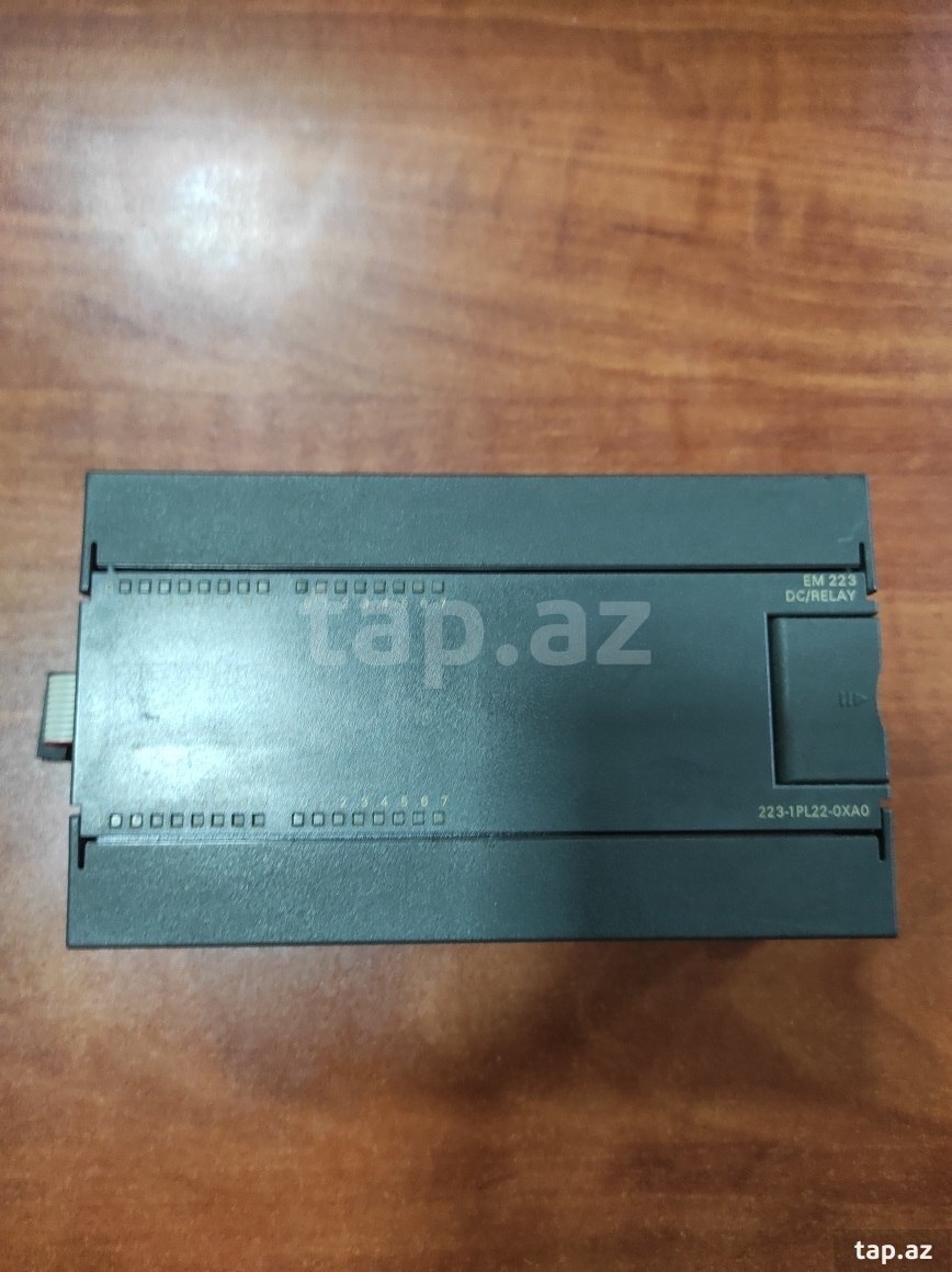 Şəbəkə avadanlığı "Siemens 6ES7 223-1PL22-0XA0"