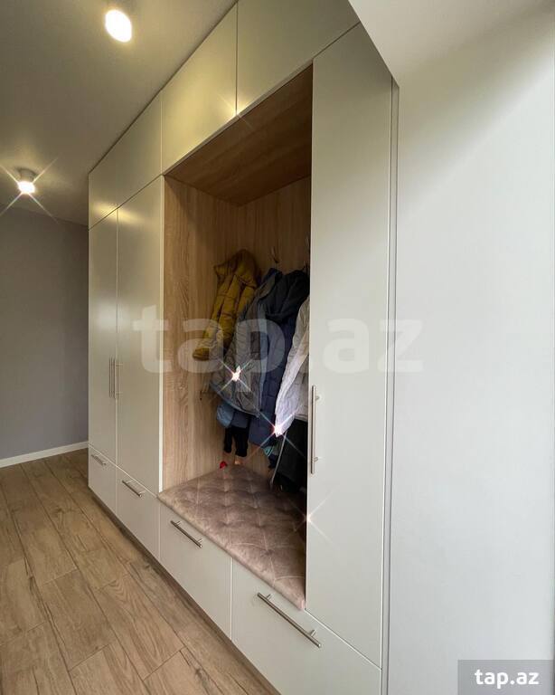 Dəhliz dolabı (16)