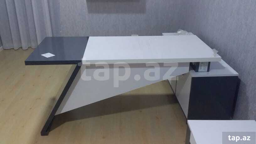 Ofis masası (2)
