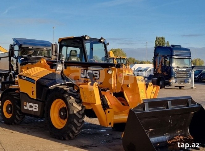 Teleskopik yükləyici "JCB 530-110", 2024 il