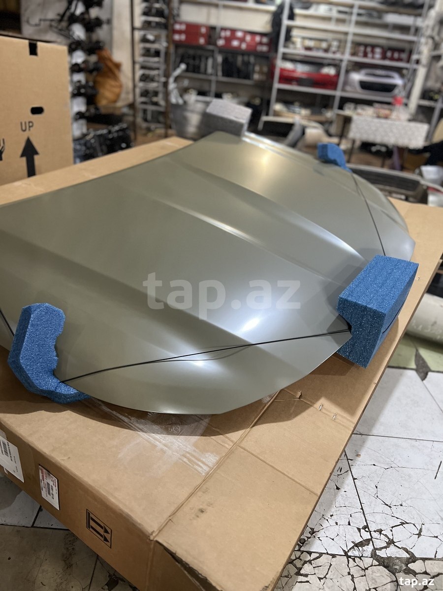 "Toyota Highlander 2020 - 2022" kapotu