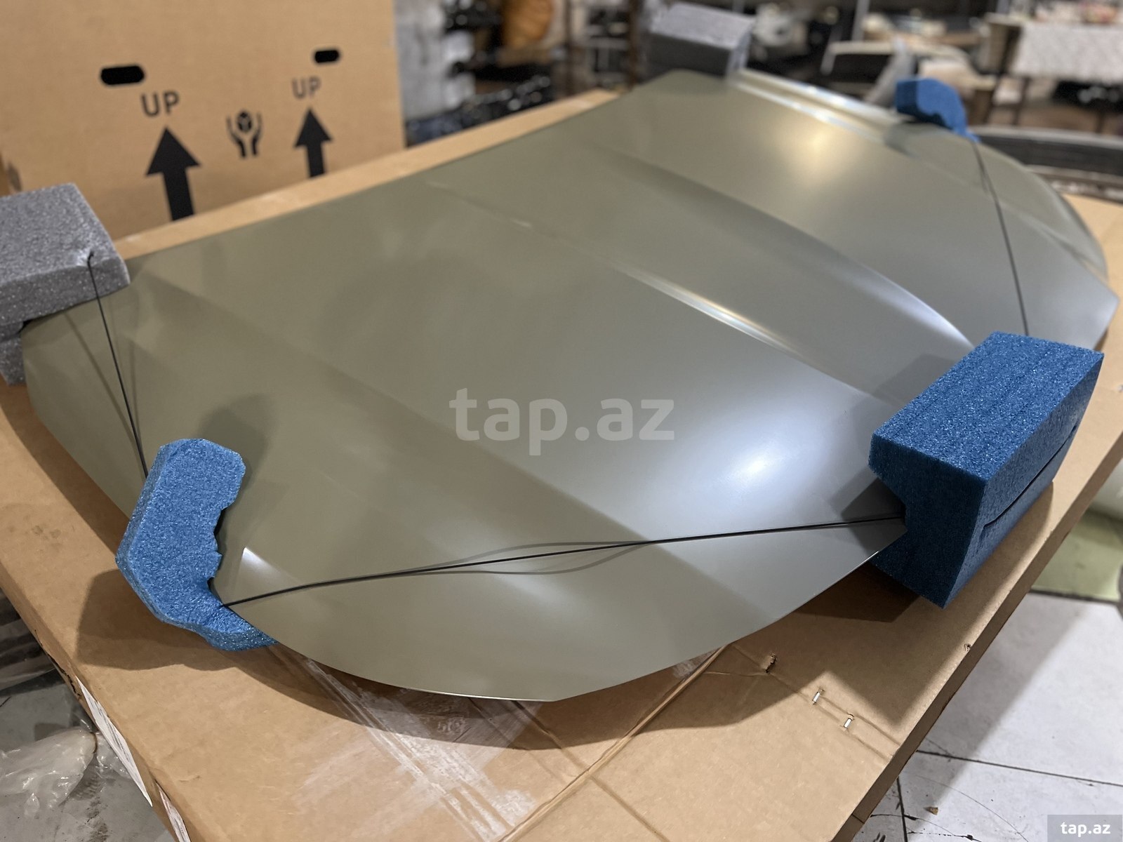 "Toyota Highlander 2020 - 2022" kapotu (2)