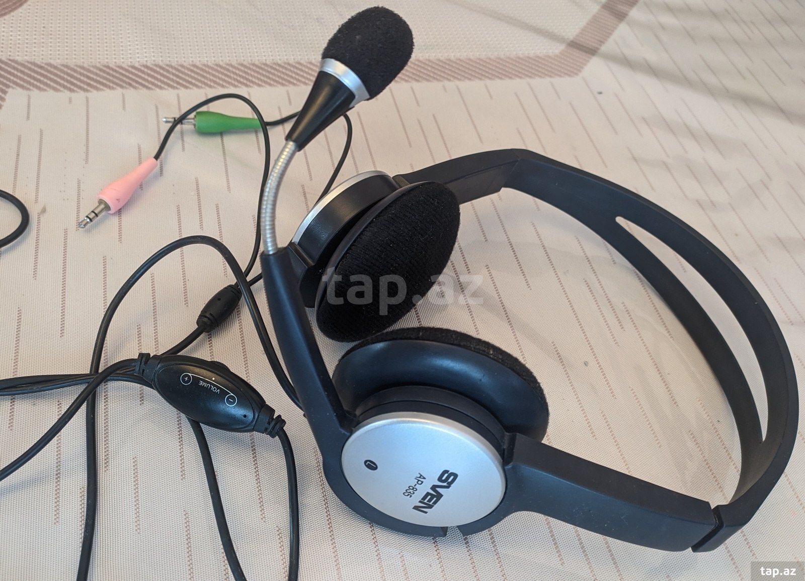 Qulaqlıqlar "Beats" (6)