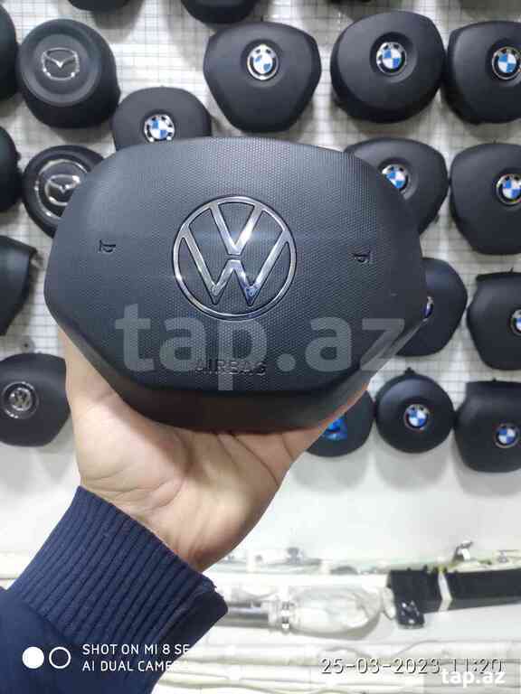 "Volkswagen Golf 2022" airbag (3)