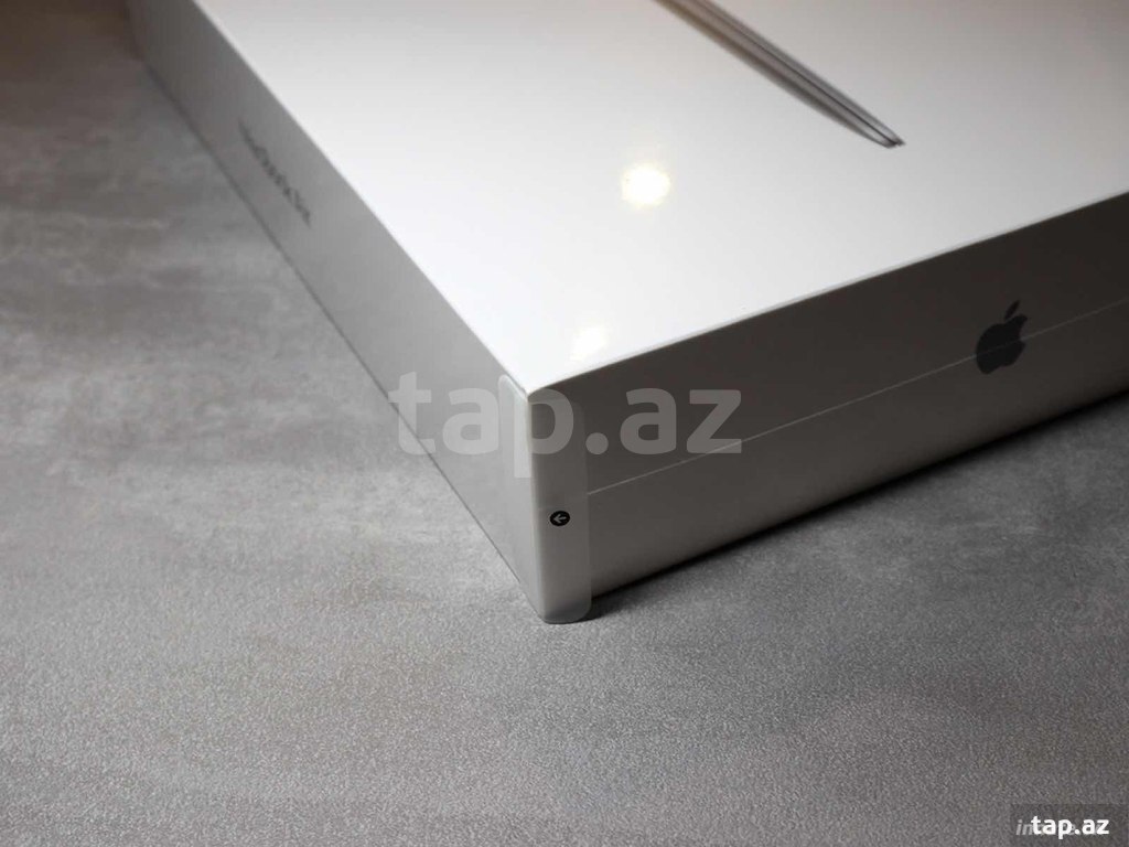 Apple MacBook Air 13-inch M1 256GB/8GB (2)