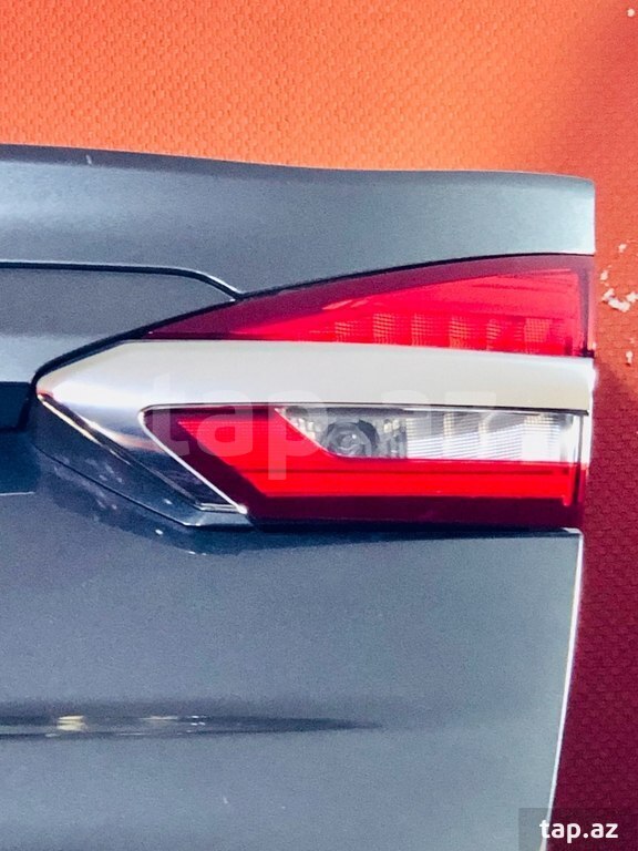 "Ford Fusion 2020" stop işığı (2)