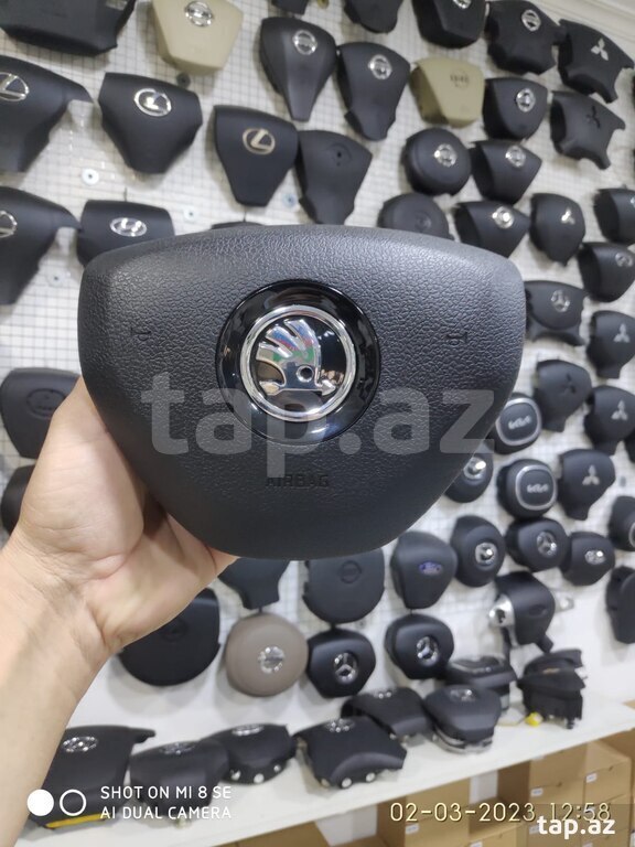 "Skoda Karoq" airbag
