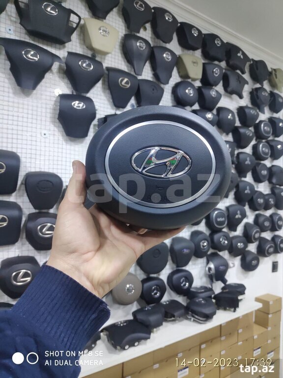 "Hyundai Elantra 2021" airbag