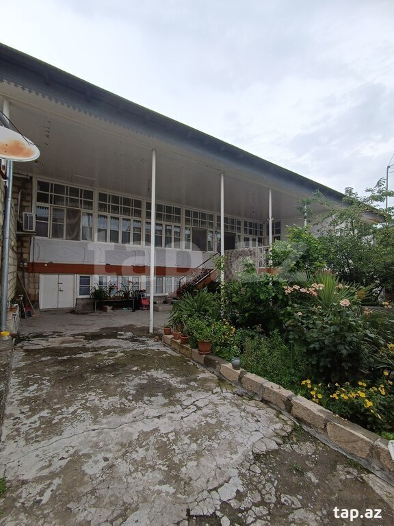 Həyət evi, Şəki ş.