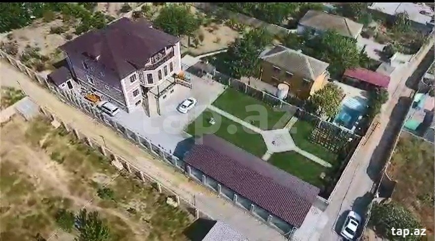 Bağ evi, Novxanı qəs.