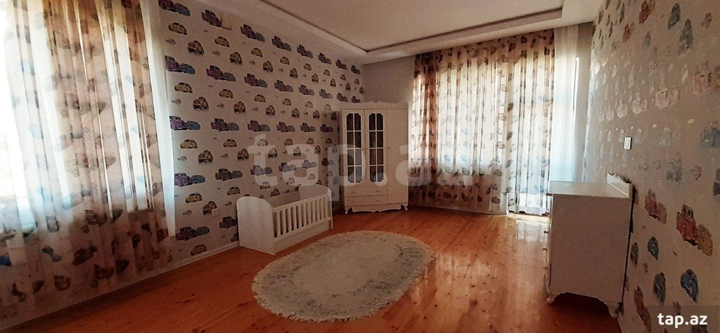 Bağ evi, Novxanı qəs.