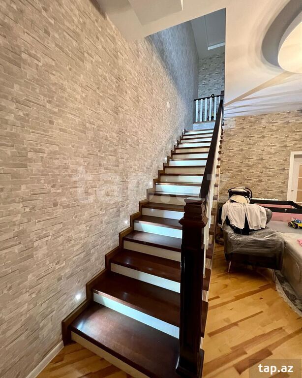 Bağ evi, Novxanı qəs.