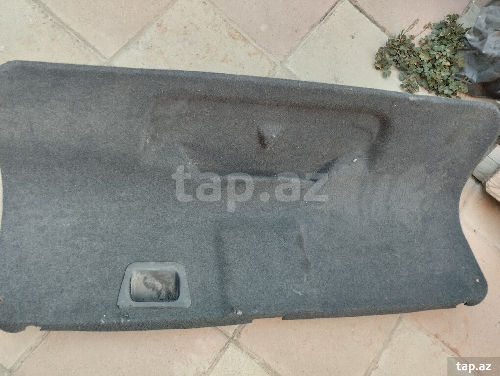 "Audi A6 1999" ehtiyat hissələri (10)