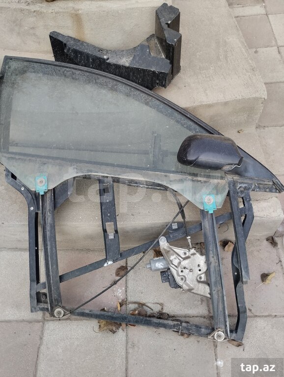 "Audi A6 1999" ehtiyat hissələri (9)