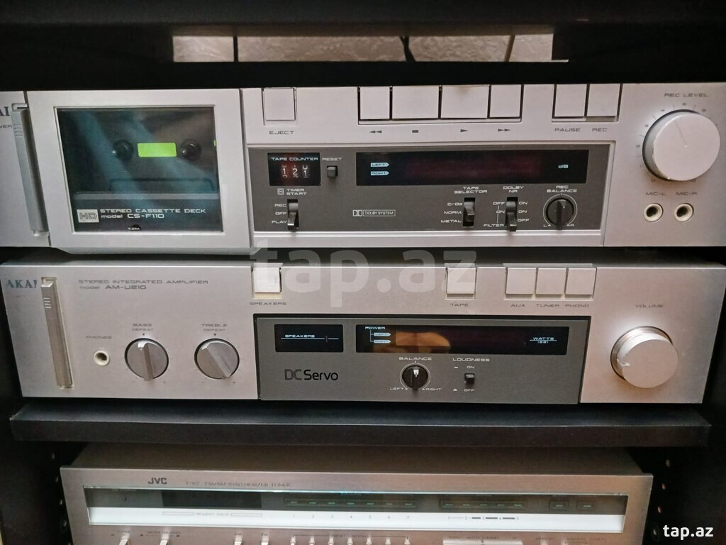 İnteqrated amplifier Akai- am-U210