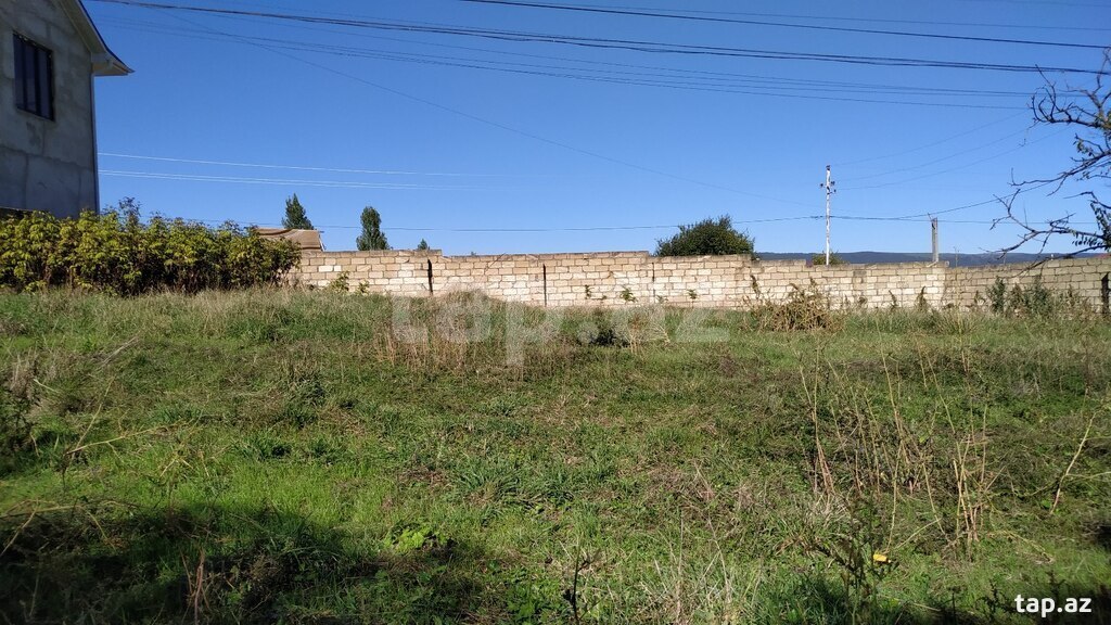 8 sot torpaq sahəsi, Qusar ş. (4)