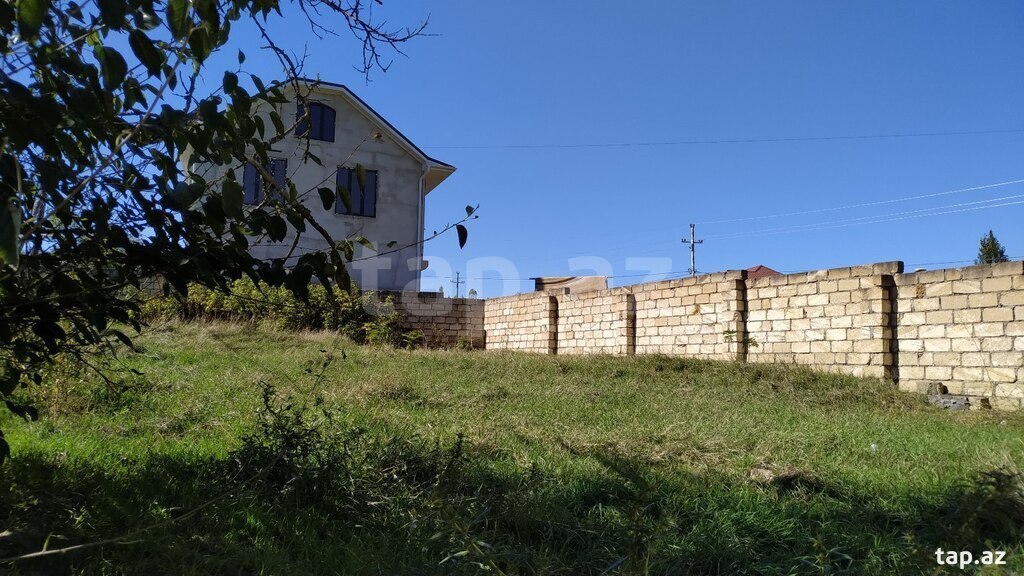 8 sot torpaq sahəsi, Qusar ş. (10)