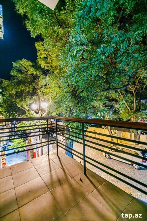 4-otaqlı mənzil kirayə verilir, Sahil m., 157 m² (22)