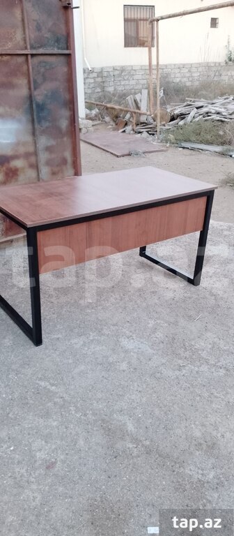 Ofis masası