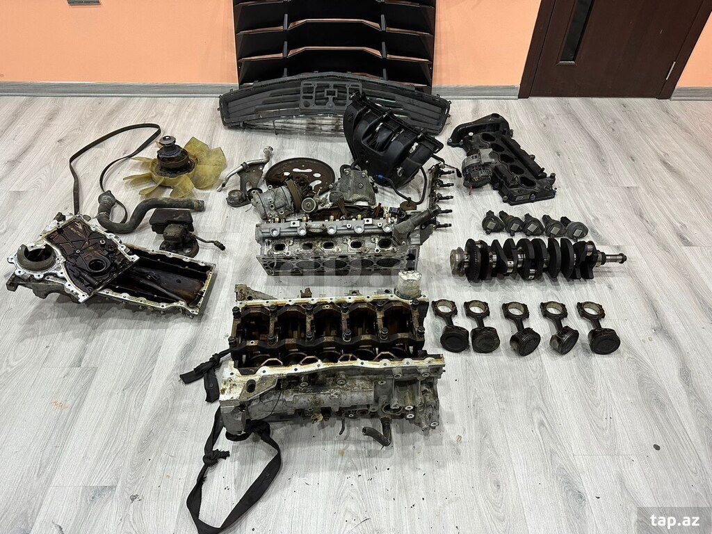 "Hummer H3" ehtiyat hissələri (2)