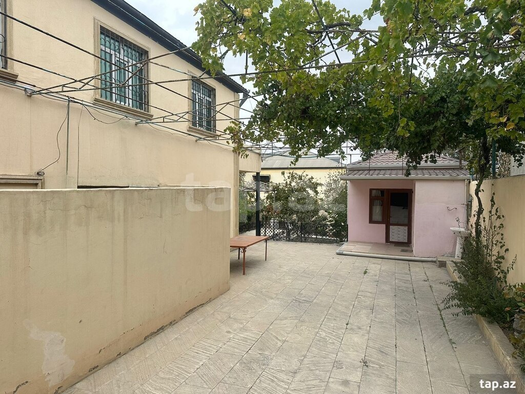 Həyət evi, Binəqədi r. (6)