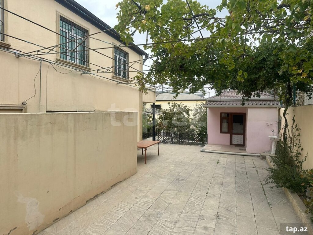 Həyət evi, Binəqədi r. (15)