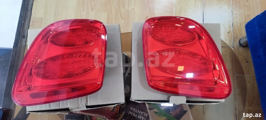 "Bentley Continental GT" stop işıqları (2)