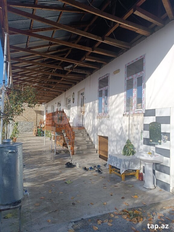 Həyət evi, Şəki ş. (3)