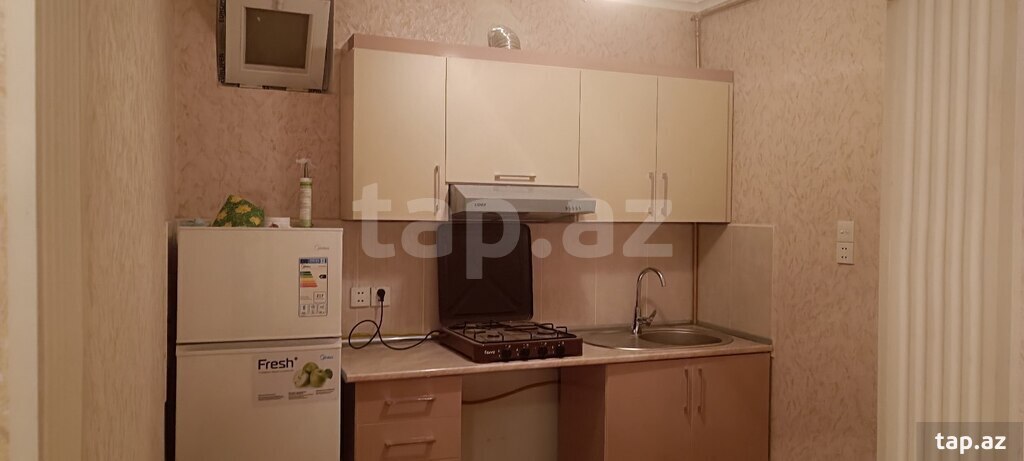 2-otaqlı mənzil kirayə verilir, Gəncə ş., 41 m²