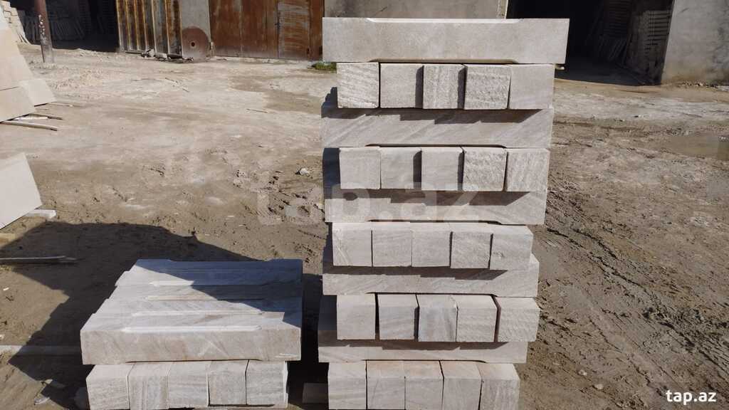 Tumba və kürə daşları