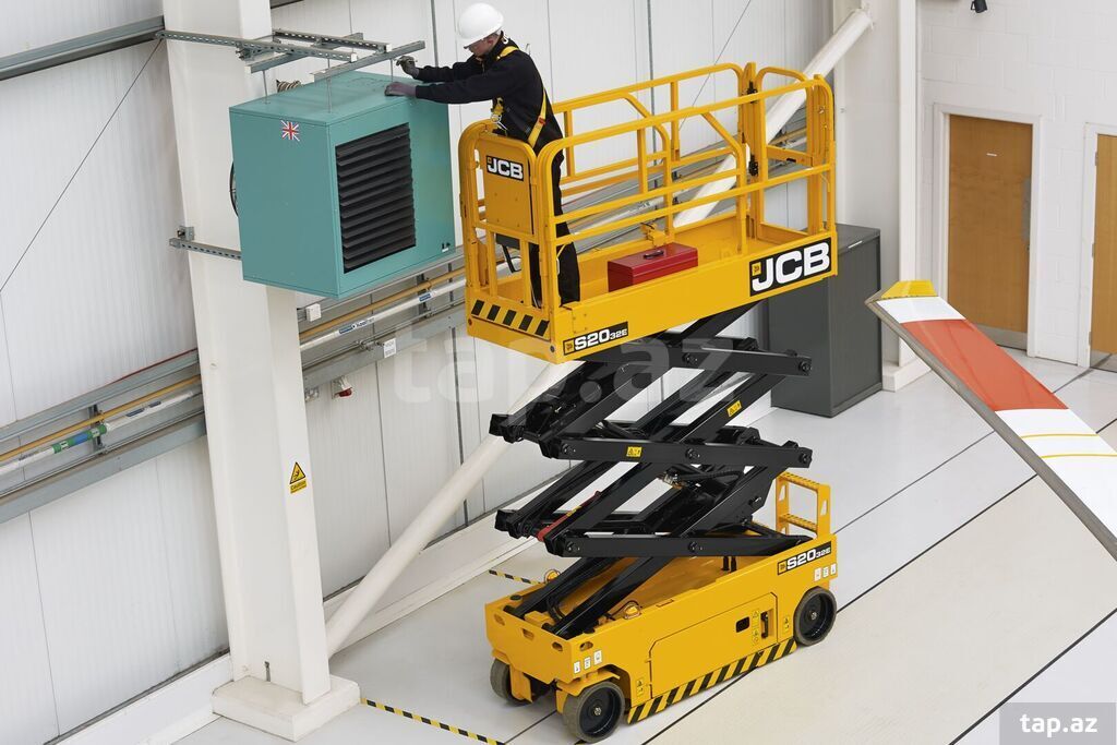JCB S2032E, 2023 il