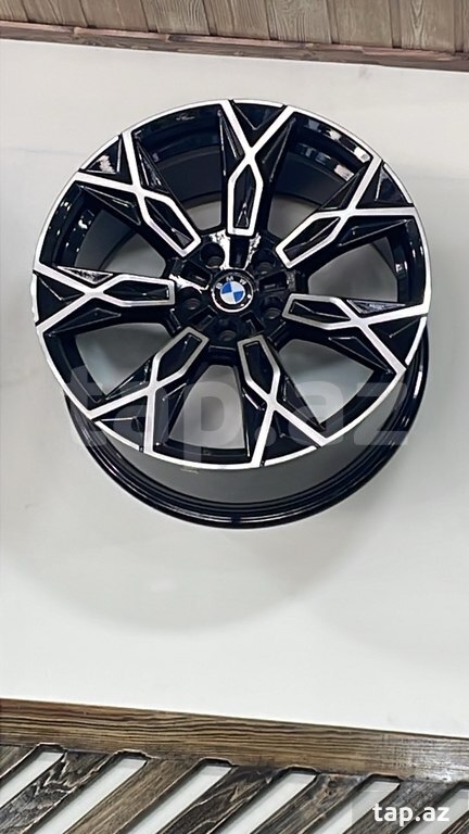 "BMW" diski R20