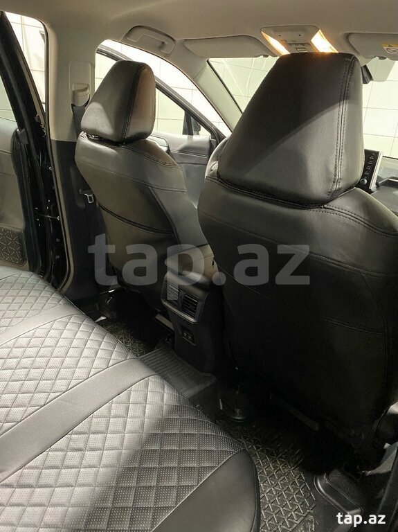 "Toyota Rav-4 2023" oturacaq üzlükləri (5)