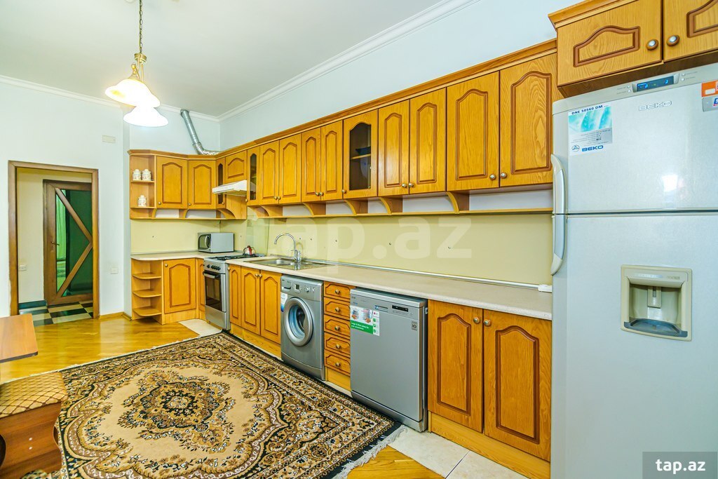 3-otaqlı yeni tikili kirayə verilir, Rəşid Behbudov küç., 140 m² (22)