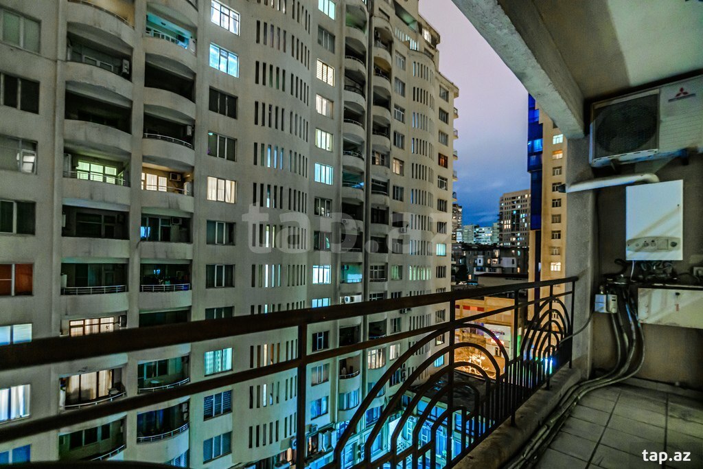 3-otaqlı yeni tikili kirayə verilir, Rəşid Behbudov küç., 140 m² (39)