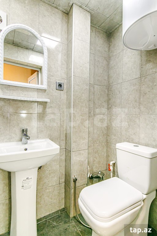 2-otaqlı mənzil kirayə verilir, Üzeyir Hacıbəyov küç., 60 m² (20)