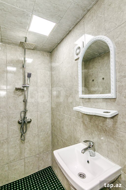 2-otaqlı mənzil kirayə verilir, Üzeyir Hacıbəyov küç., 60 m² (21)